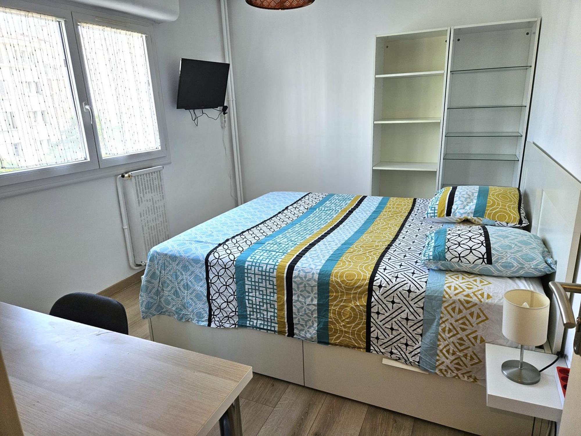 Chambre En Colocation Fille, Proche Mer, Climatisation Toulon Eksteriør billede