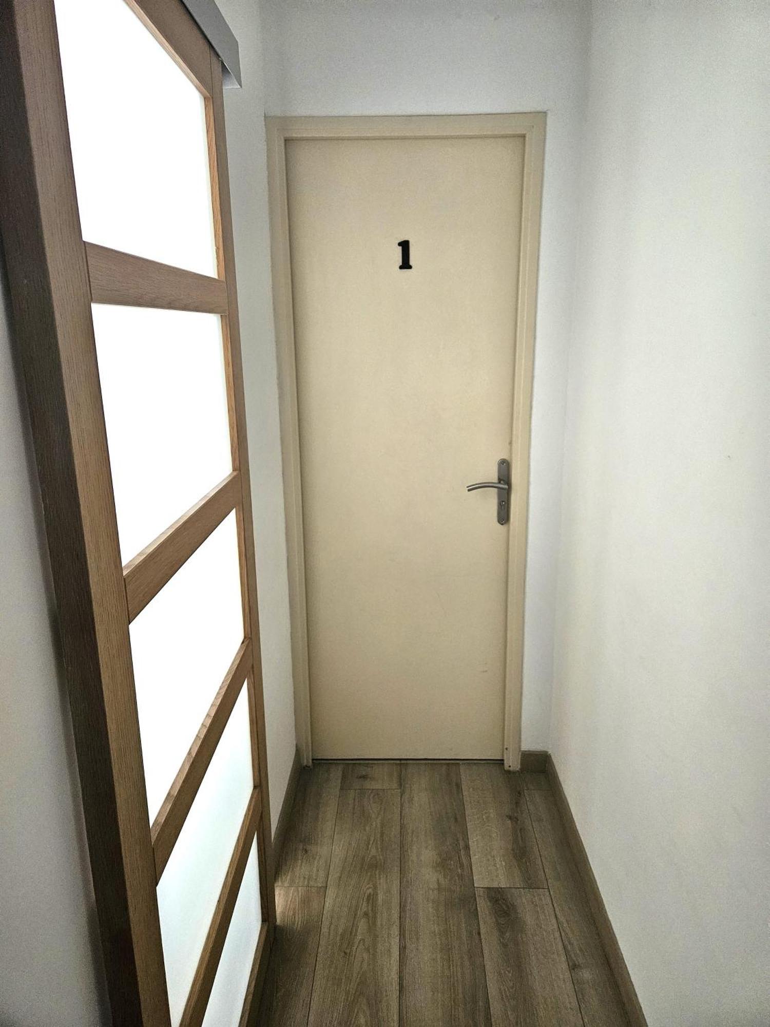 Chambre En Colocation Fille, Proche Mer, Climatisation Toulon Eksteriør billede